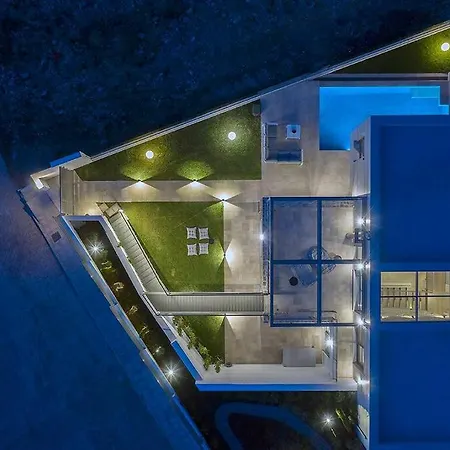 Theologos Βίλα Θεολόγος